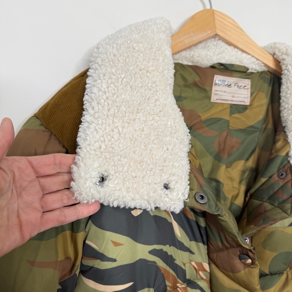 Free People West Coast Puffer Jacket Size Large camo boho oversized Sherpa - Picture 8 of 16